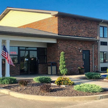 Fairbridge Inn Express Monroe City Bagian luar foto