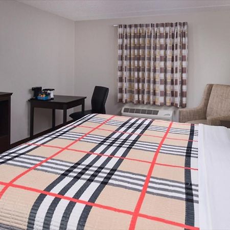 Fairbridge Inn Express Monroe City Bagian luar foto