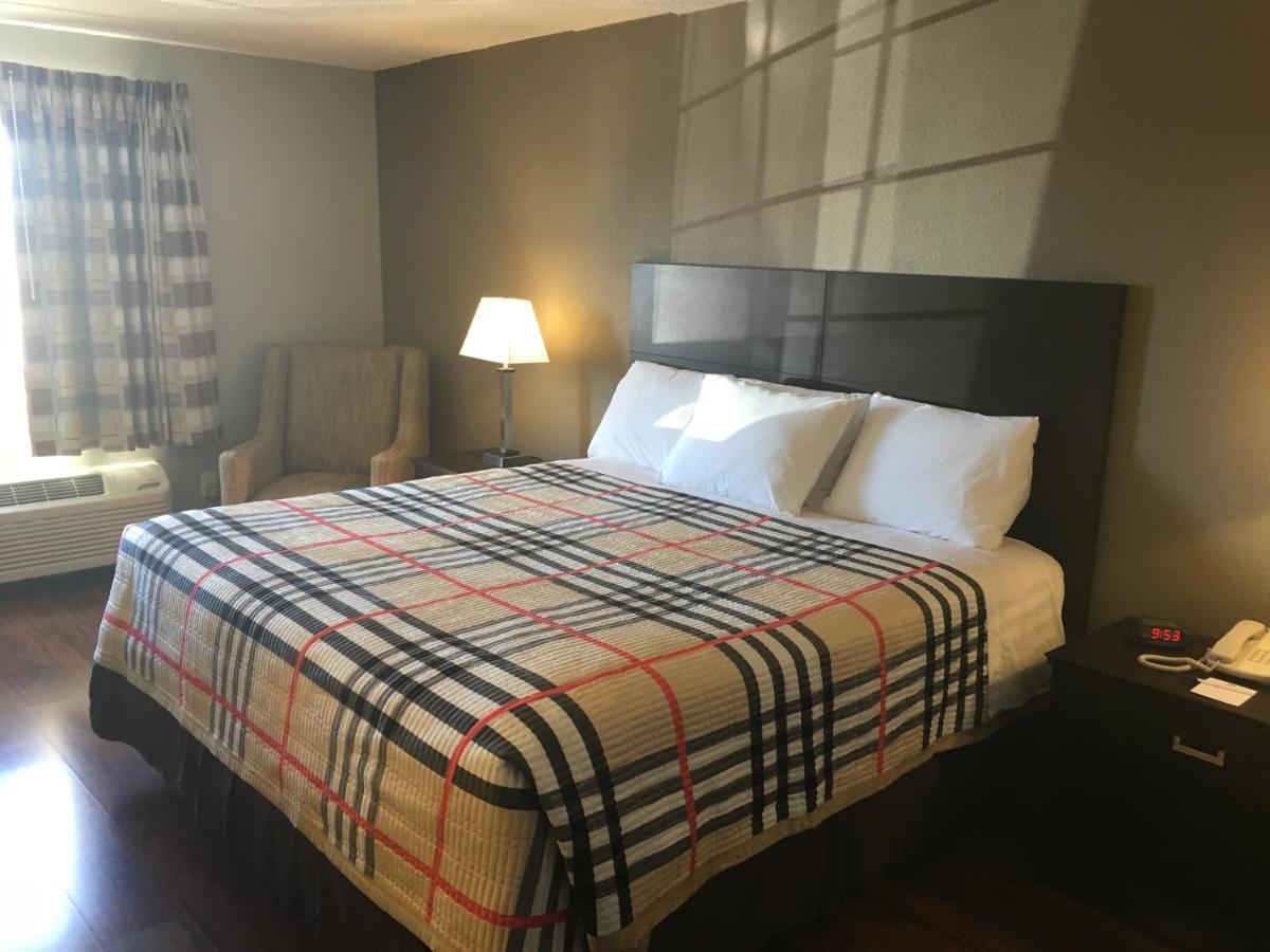 Fairbridge Inn Express Monroe City Bagian luar foto