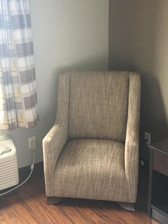 Fairbridge Inn Express Monroe City Bagian luar foto